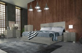 Refined Quality Master Bedroom Design in Wood