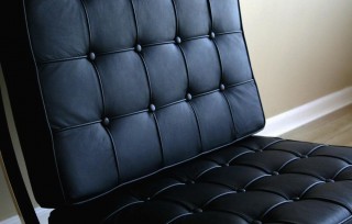 Exposition Famous Design Black Leather Chair