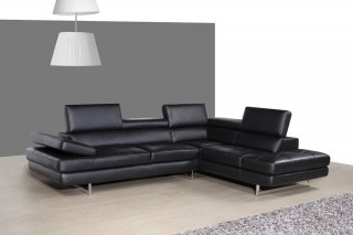 Luxurious Curved Sectional Sofa in Leather