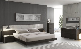 Lacquered Fashionable Wood Platform and Headboard Bed with Long Panels