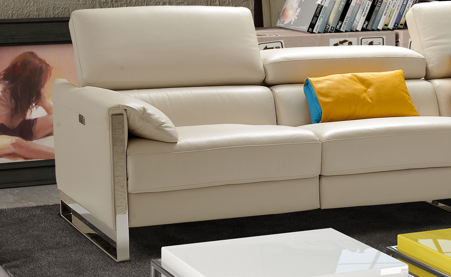 Sophisticated Modern Leather L-shape Sectional - Click Image to Close