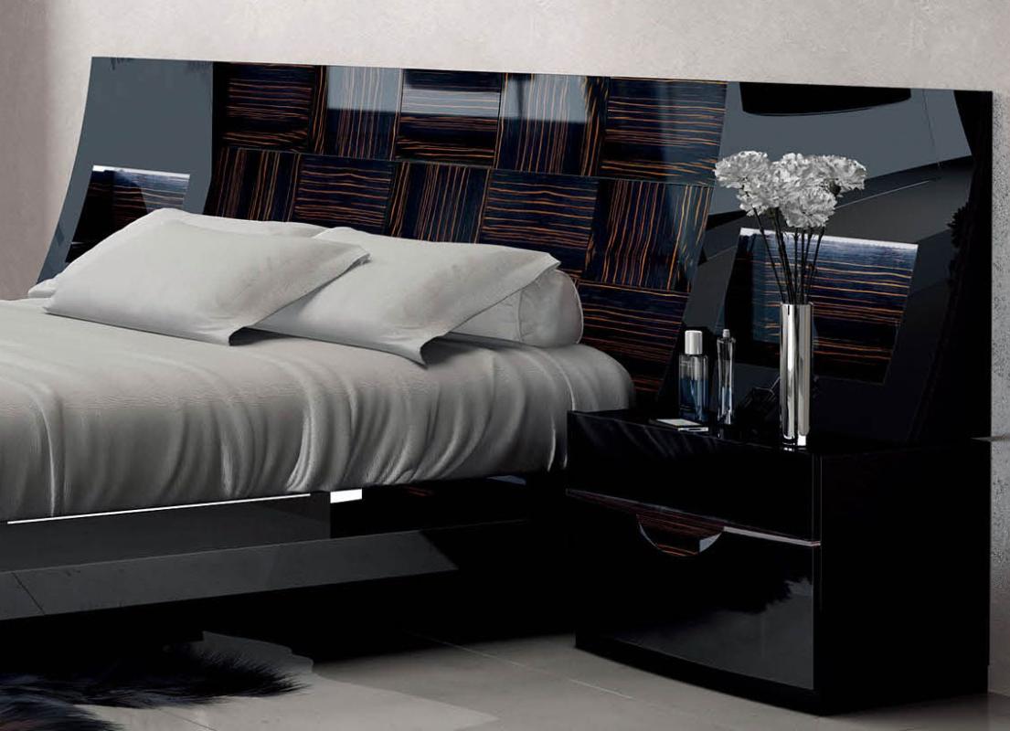 Made in Spain Wood Luxury Bedroom Furniture feat Light - Click Image to Close