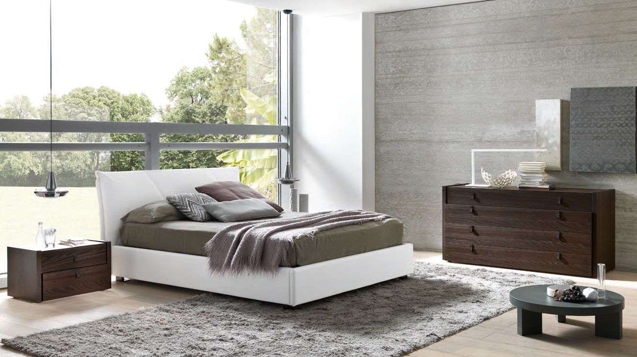 Made in Italy Leather Master Bedroom Design with Extra Storage - Click Image to Close