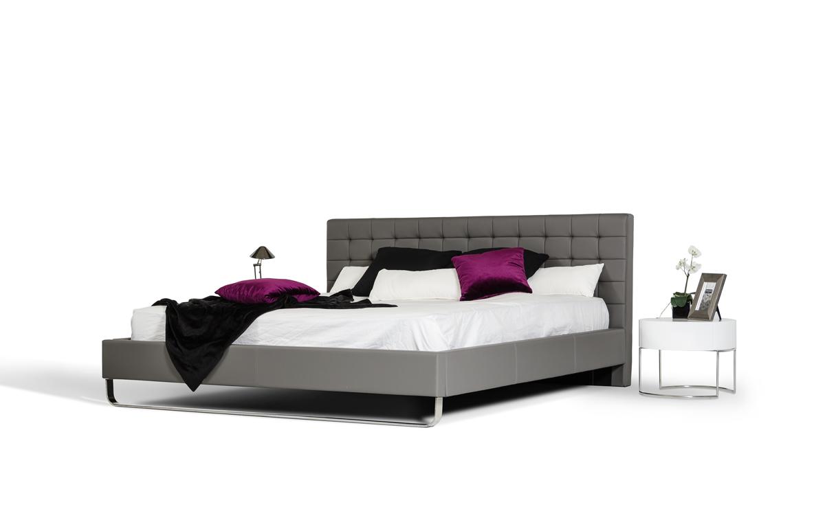 Elegant Leather Modern Platform Bed - Click Image to Close
