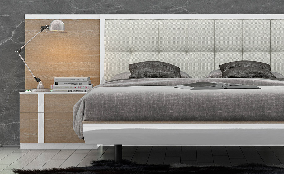 Sophisticated Quality Platform and Headboard Bed - Click Image to Close