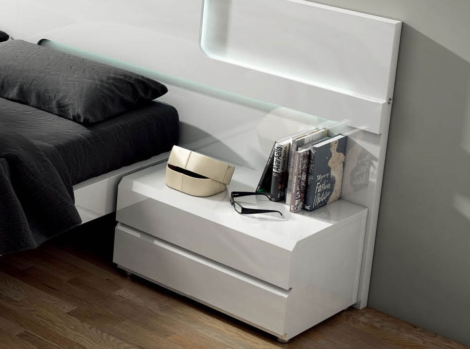 Lacquered Made in Spain Wood Modern Platform Bed with Extra Storage - Click Image to Close