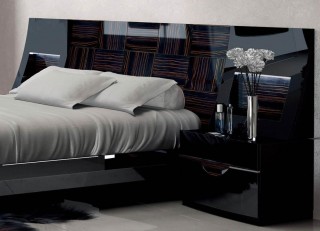 Made in Spain Wood Luxury Bedroom Furniture feat Light