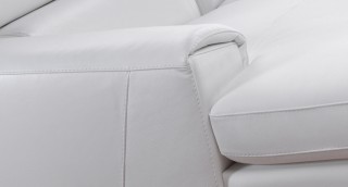 Sophisticated Full Italian Leather L-shape Furniture with Pillows