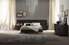 Made in Italy Wood Luxury Bedroom Furniture Sets with Long Headboard Made in Italy Wood Luxury Bedroom Furniture Sets with Long Headboard