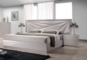 Lacquered Leather Modern Platform Bed with Extra Storage