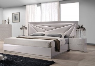 Lacquered Leather Modern Platform Bed with Extra Storage