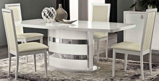 Extendable Italian Modern Table with Chairs