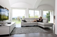 Italian Leather Sectional Set with Optional Footrest Ottoman Italian Leather Sectional Set with Optional Footrest Ottoman