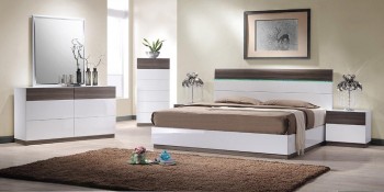 Two Tone Wood Contemporary Design Set