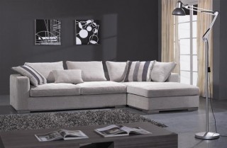 Sophisticated Microfiber Sectional Sofa with Chaise
