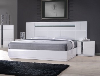 Wood Luxury Platform Bed with Long Headboard