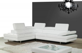 Contemporary White Leather Sectional with Curved Armrest and Stylish Legs