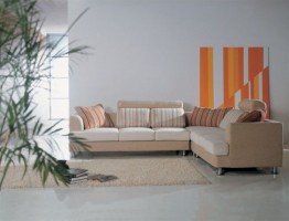 Contemporary Designer Microfiber Sectional with Pillows