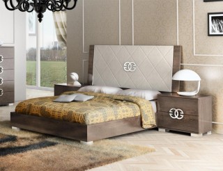 Made in Italy Elegant Leather High End Bedroom Sets