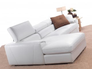 Sophisticated Full Italian Leather L-shape Furniture with Pillows