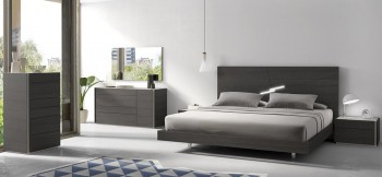 Exclusive Wood Design Master Bedroom with Extra Units Exclusive Wood Design Master Bedroom with Extra Units