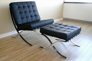 Exposition Famous Design Black Leather Chair