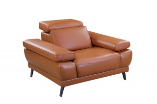 Exquisite Leather Sectional with Chaise