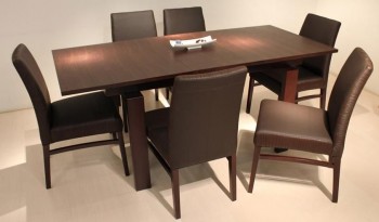 Wooden Extendable Dining Table 318