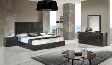 Made in Italy Wood Modern High End Furniture Made in Italy Wood Modern High End Furniture