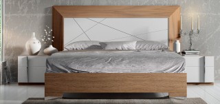 Stylish Wood Luxury Platform Bed