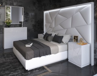 Elegant Leather Modern Design Bed Set