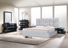 Graceful Wood Modern Master Bedroom with Extra Storage Graceful Wood Modern Master Bedroom with Extra Storage