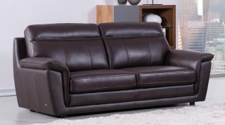 Elegant Classic Italian Leather Sofa Set