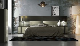 Lacquered Fashionable Quality Platform and Headboard Bed with Extra Storage