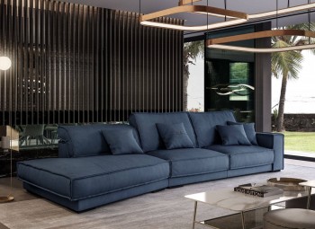 Luxury Leather Corner Sectional Sofa with Pillows