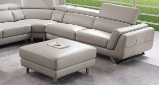 Elegant Leather Sectional with Chaise