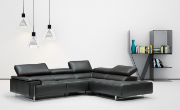 Luxurious Full Leather Sectional with Chaise Luxurious Full Leather Sectional with Chaise
