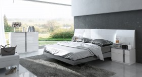 Made in Spain Wood Design Bedroom Furniture feat Light