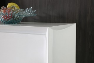 White High Gloss Buffet with Stainless Steel Base