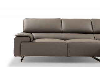 Classic Leather Sectional Sofa Upholstered In Italian Leather