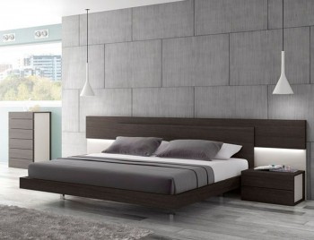 Lacquered Graceful Wood Luxury Platform Bed Lacquered Graceful Wood Luxury Platform Bed