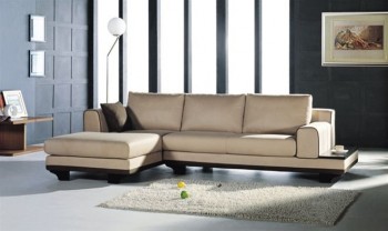 Elite Mircofiber Sectional with Chaise