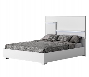 Stylish Wood Elite Modern Bedroom Set feat Light