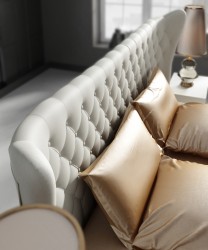 Stylish Leather Luxury Bedroom Furniture Sets