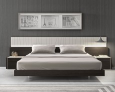 Lacquered Fashionable Wood Platform and Headboard Bed with Long Panels Lacquered Fashionable Wood Platform and Headboard Bed with Long Panels