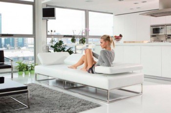 White Color Two Pieced Italian Leather Sofa Set White Color Two Pieced Italian Leather Sofa Set