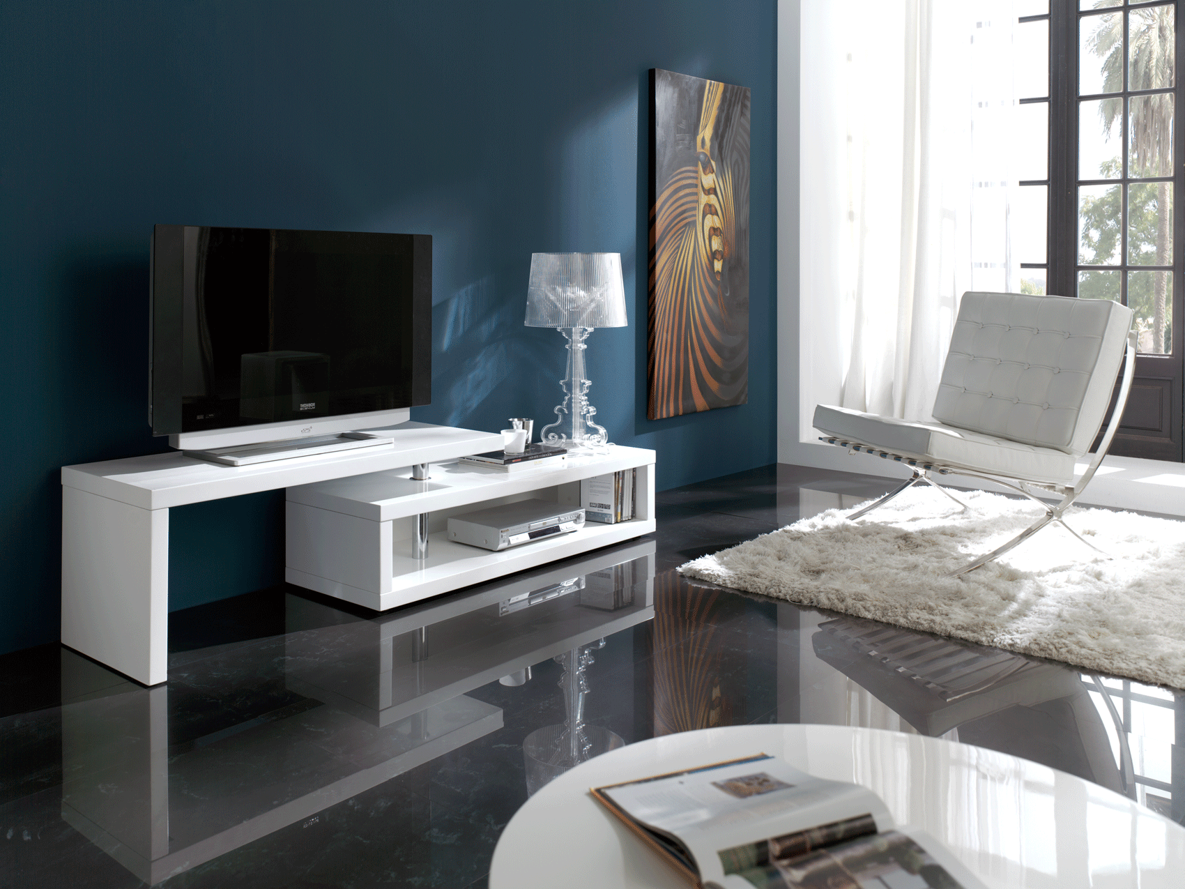 White High Gloss Turning and Extensible TV Stand