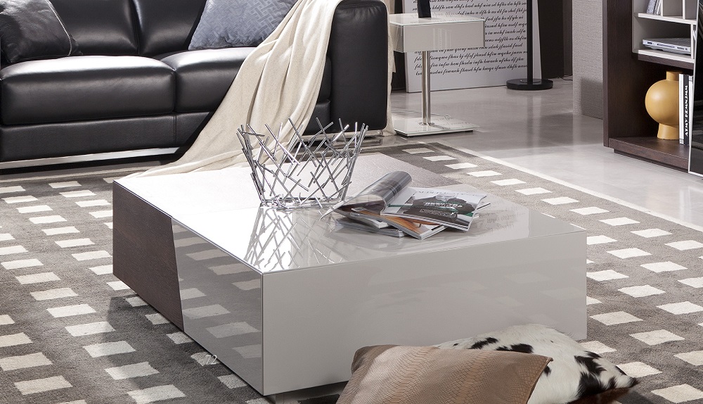 Dual Finished White and Dark Oak Coffee Table with Pull Apart Storage - Click Image to Close