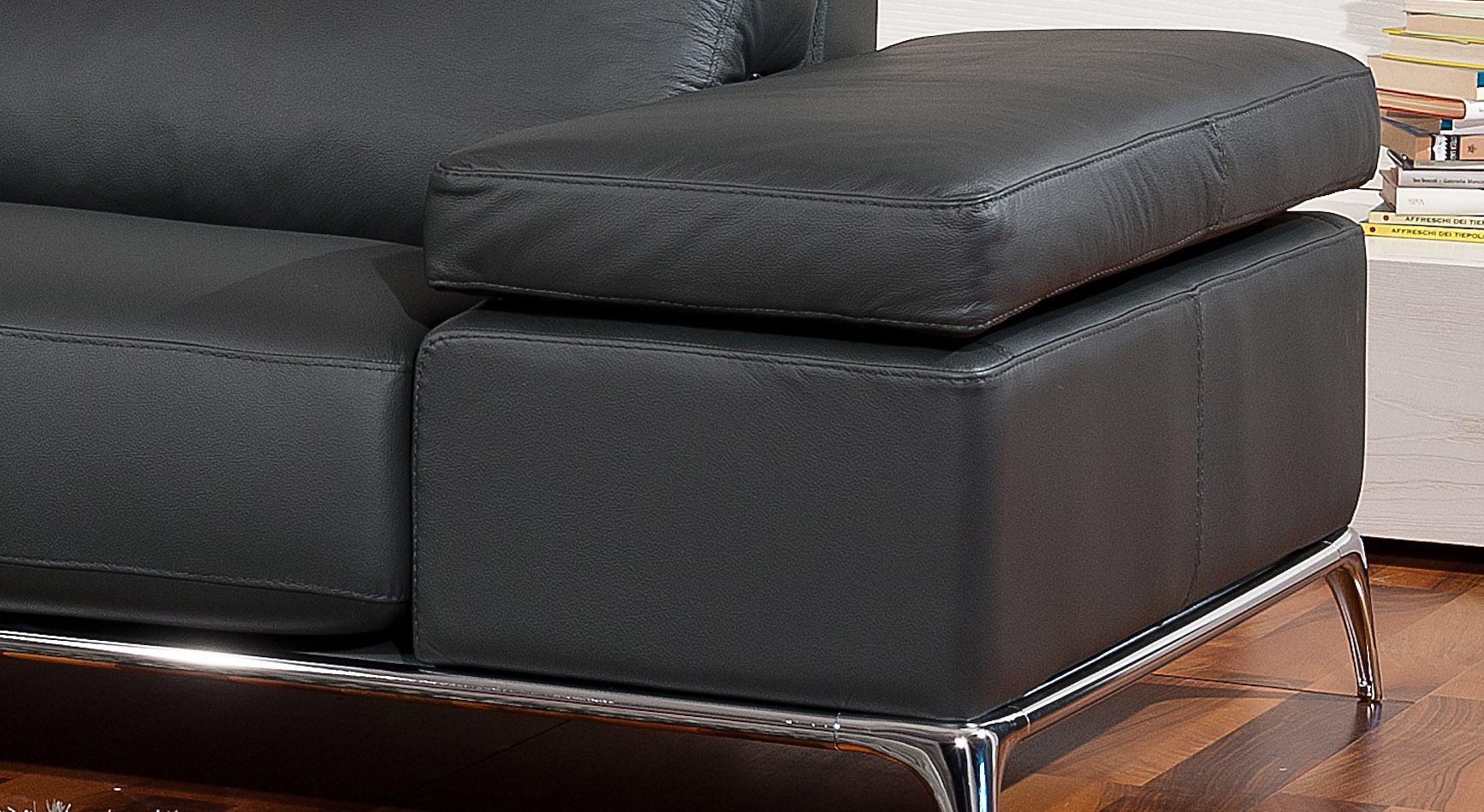 Manhattan Contemporary Black Leather Sofa Set - Click Image to Close