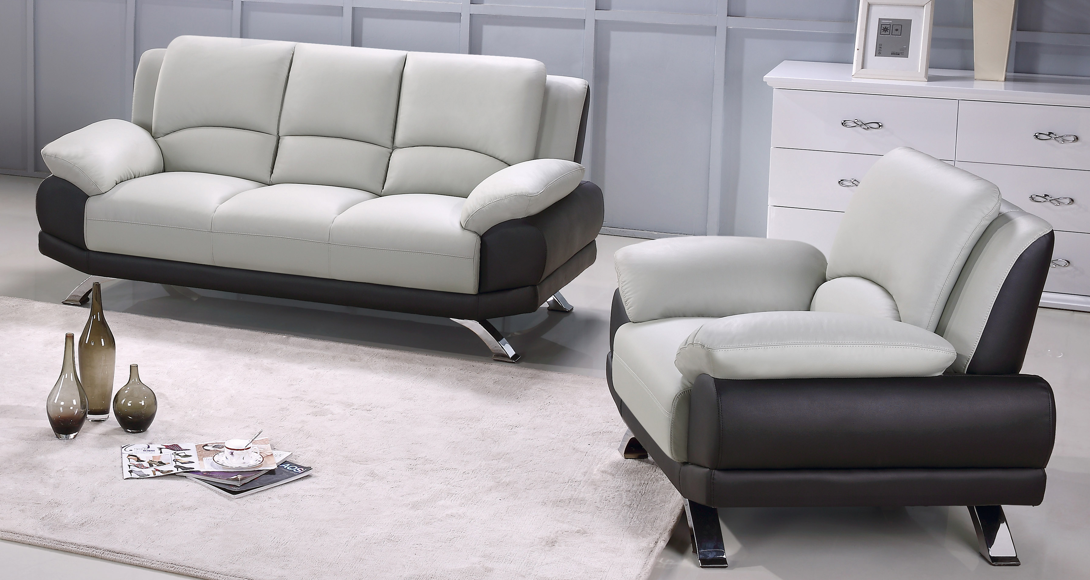 Two-Toned Leather Three Piece Sofa Set - Click Image to Close